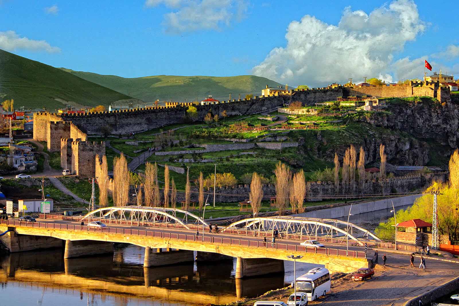 Ardahan Hurdacı